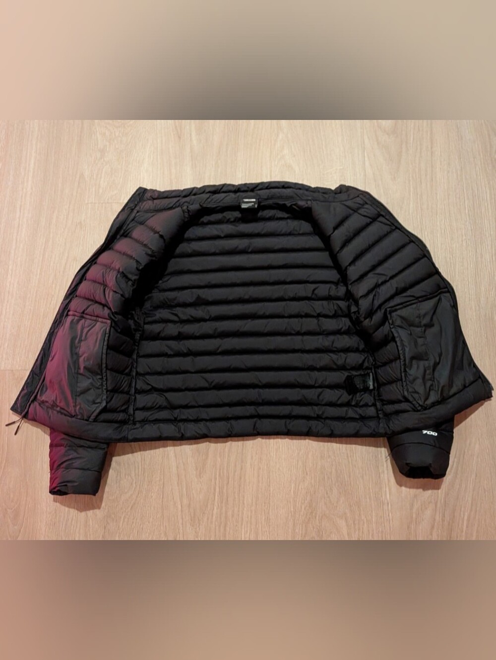 The North Face Black Quilted 700 Down Jacket - Picture 5 of 9
